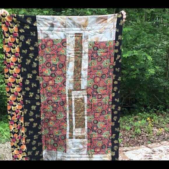 NWT. Hands Crafted Greens & Gold Quilt - Picture 9 of 13